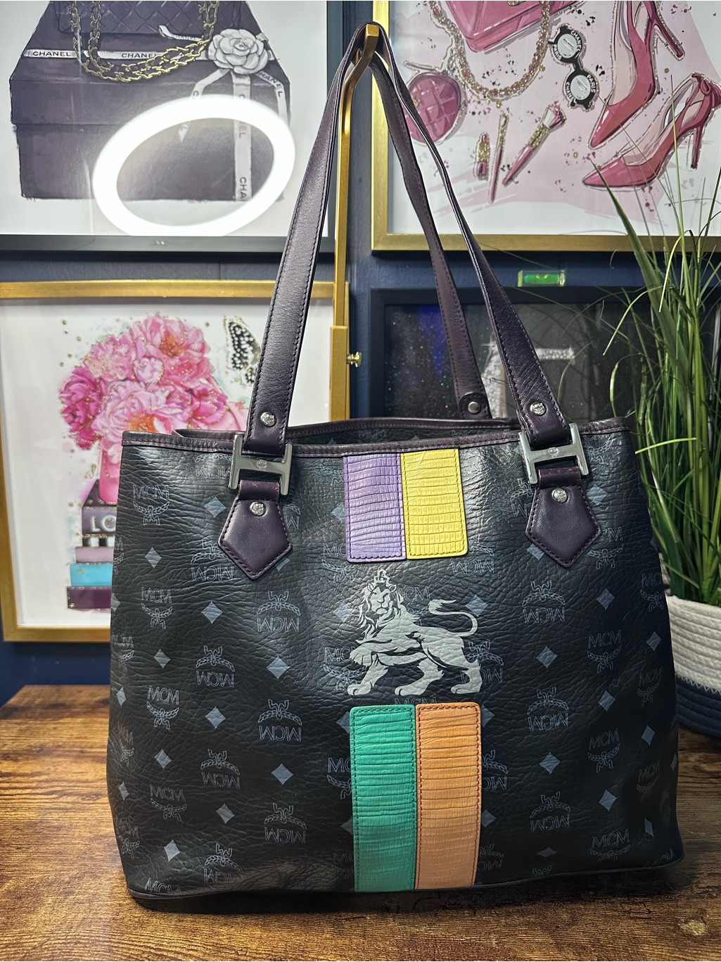 Limited Edition Mcm Princess Lion Visetos Tote Black Multicolor Tote Bag